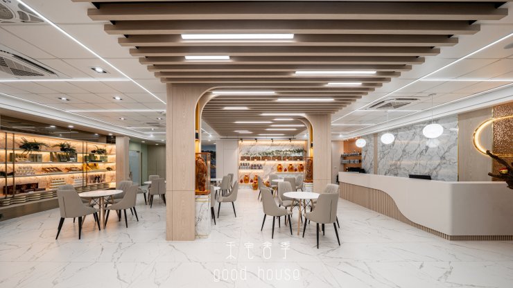 炳翰人蔘形像館