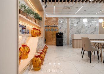 炳翰人蔘形像館